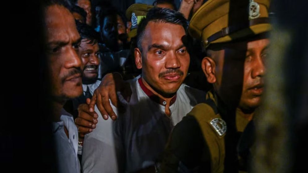 ঘুস নেওয়ার অভিযোগে শ্রীলঙ্কার সাবেক প্রেসিডেন্টের ছেলে গ্রেফতার