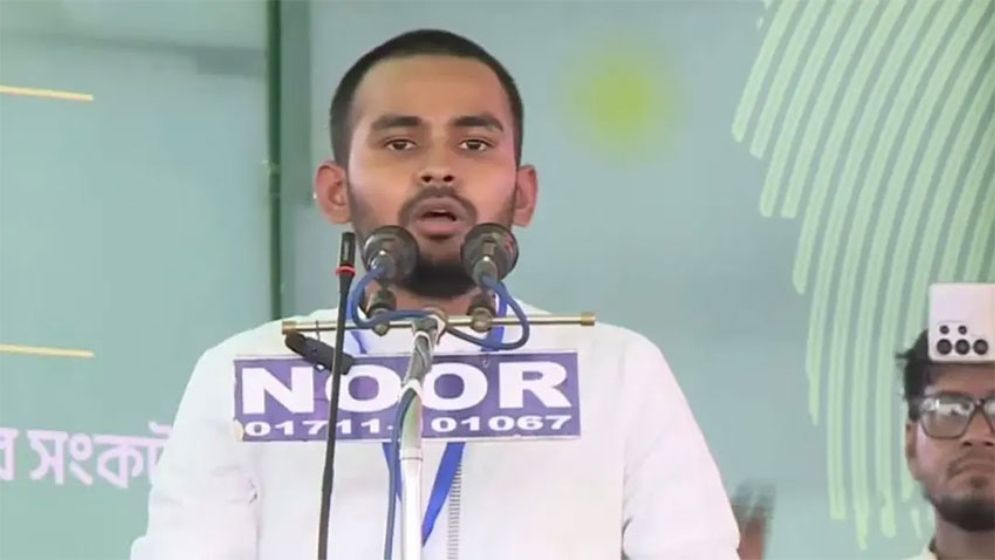 হাসিনা কুমিল্লার মানুষকে কেন দেখতে পারতেন না, কারণ জানালেন আসিফ