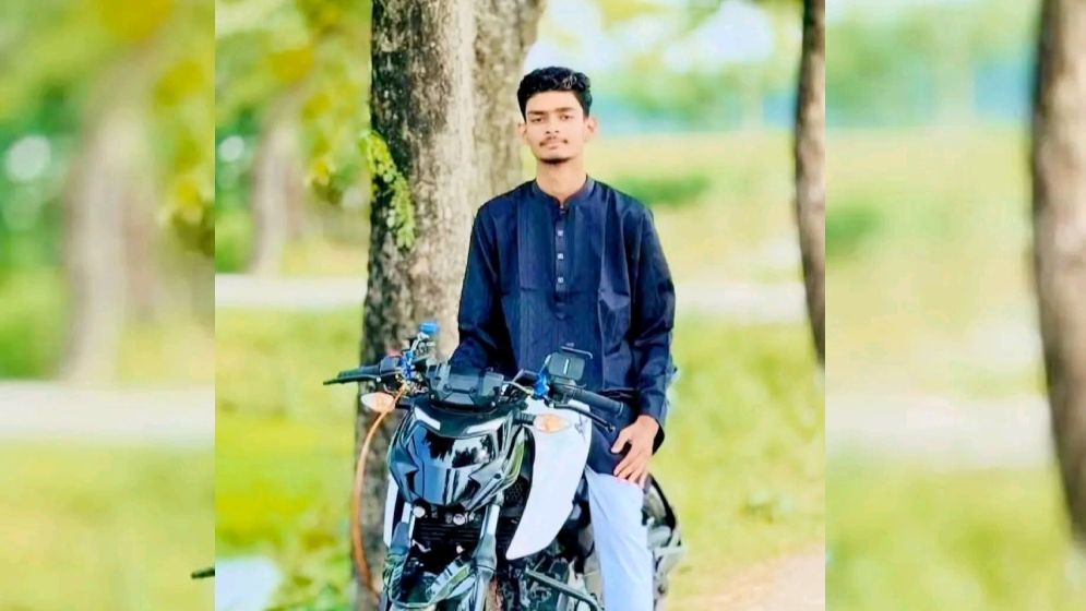 ‘গতিতেই শান্তি’ স্টোরি দেওয়ার পর দুর্ঘটনায় মোটরসাইকেল আরোহীর মৃত্যু