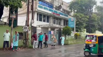 কলকাতায় হোটেল বন্ধ, রোগী নিয়ে বিপাকে বাংলাদেশিরা