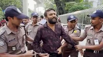 প্রধানমন্ত্রীর নিরাপত্তা বেষ্টনীতে ঢোকার চেষ্টায় যুবক আটক