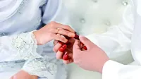মেয়ের বিয়েতে পাত্র বাছাই, ইসলামের মাপকাঠিতে ‘যোগ্য’ পুরুষ কে?