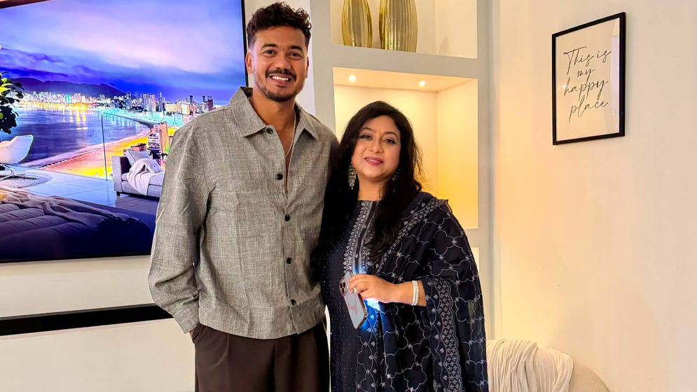 অস্ট্রেলিয়ায় শাবনূরের আতিথেয়তায় মুগ্ধ তাসকিন