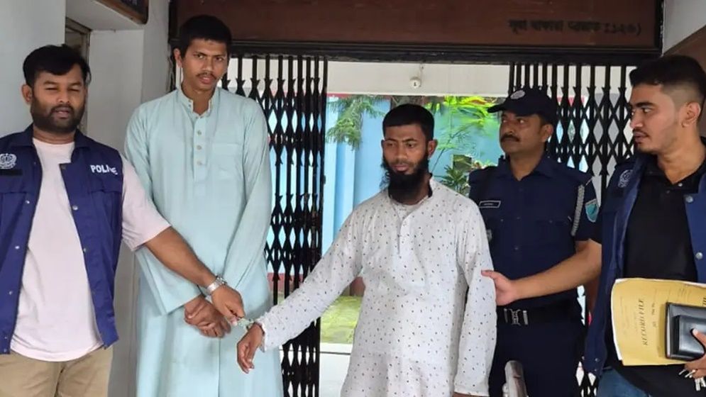 শিশুটি যার কাছে গেছে সেই করেছে নিপীড়ন