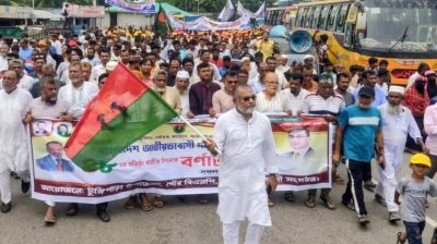 আ.লীগ নেতারা বিদেশে এসি রুমে ঘুমিয়ে নেতাকর্মীদের উস্কানি দিচ্ছে: জিলানী