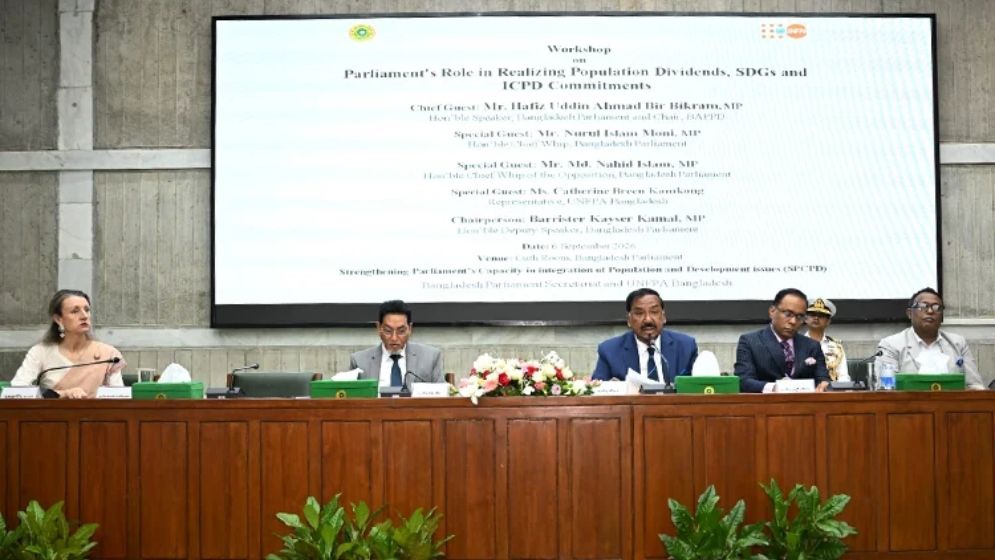 দেশের উন্নয়নে নারী ও পুরুষের সমান অংশগ্রহণ নিশ্চিত করতে হবে: স্পিকার