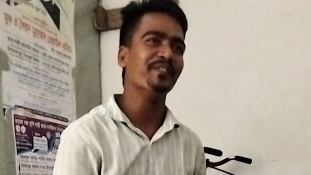 ১৩ বছরের শিশুকে ধর্ষণ, দর্জি গ্রেফতার