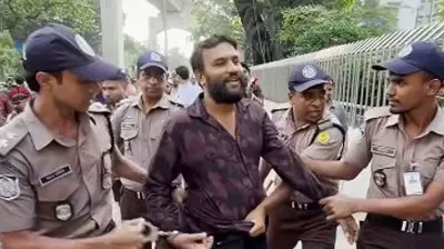 প্রধানমন্ত্রীর গাড়িবহরে প্রবেশ: গ্রেফতার সেই যুবক রিমান্ডে