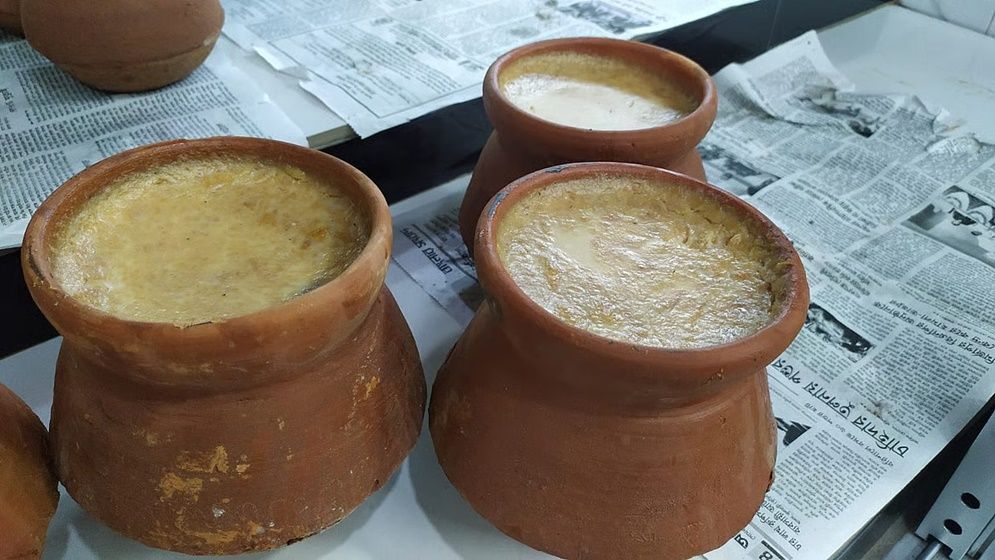 বাগাটের দইয়ের স্বাদ মুখে লেগে থাকে