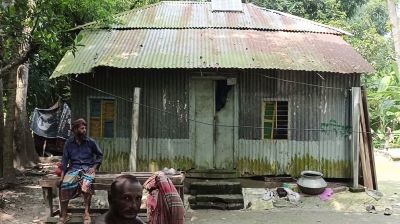 বাঁধনের ওপর হামলাকারী মনিরুলের বিচার চান এলাকাবাসী