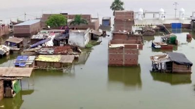 বন্যায় ভাসছে বিহার, ১৪ জেলা প্লাবিত, পানিবন্দি ৪০ লাখ মানুষ