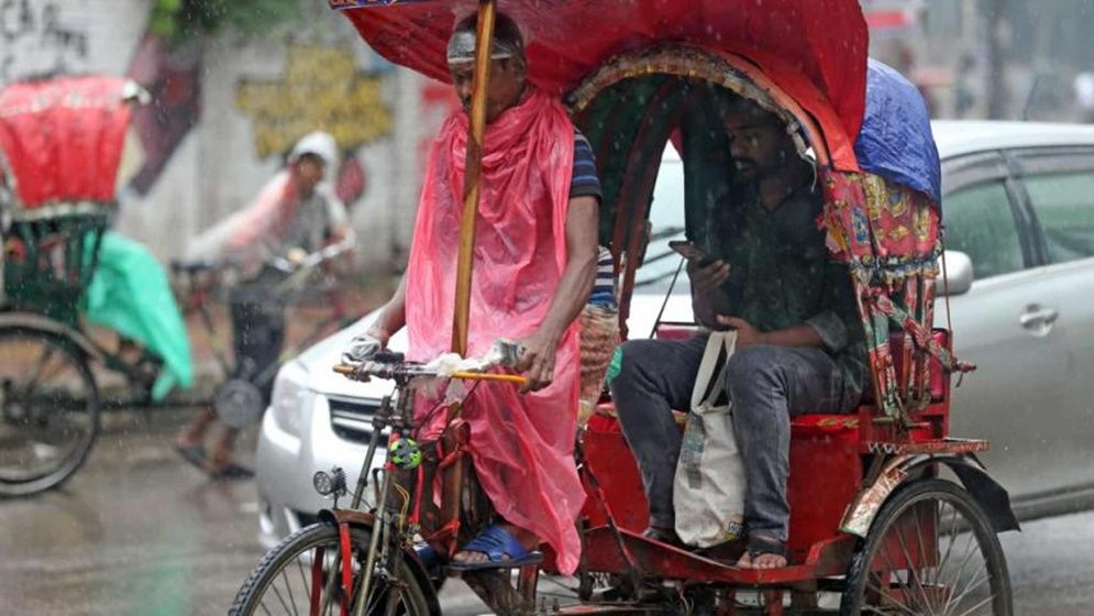 সারা দেশে বৃষ্টির আভাস