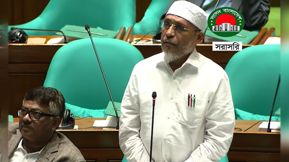 সংসদে প্রথমবারের মতো কথা বললেন লুৎফুজ্জামান বাবর