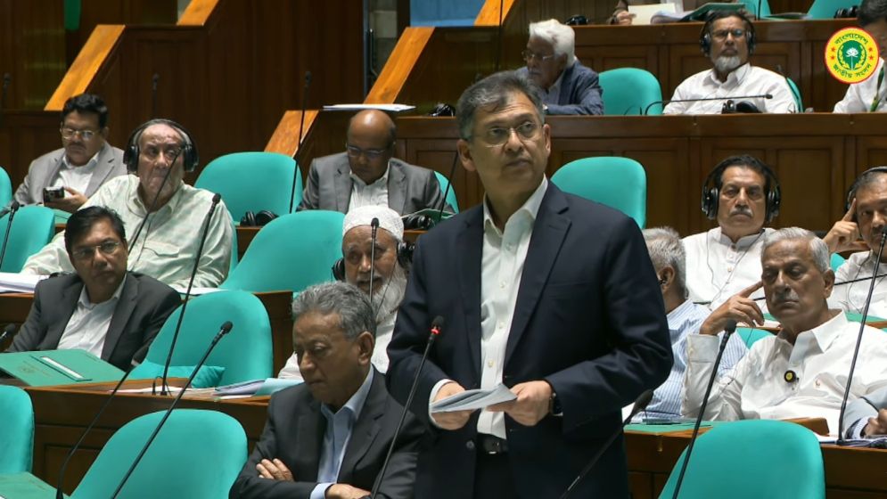 ঢাকা শহরকে সিসিটিভি নজরদারির আওতায় আনতে প্রকল্প পুনর্গঠন করছে সরকার: স্বরাষ্ট্রমন্ত্রী