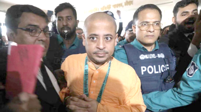 ৫ ঘণ্টার জন্য প্যারোলে মুক্তি পেলেন চিন্ময় দাস