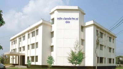 খাতা চ্যালেঞ্জ করে ভাগ্য খুলল ৭৯ শিক্ষার্থীর