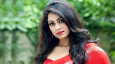 আমাকে সবসময় টাকা কামানোর মেশিন হিসেবে ব্যবহার করেছে: পপি