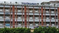 এবার ব্রাহ্মণবাড়িয়া সরকারি কলেজের নবীনবরণ কনসার্ট বন্ধের দাবি কওমি শিক্ষার্থীদের