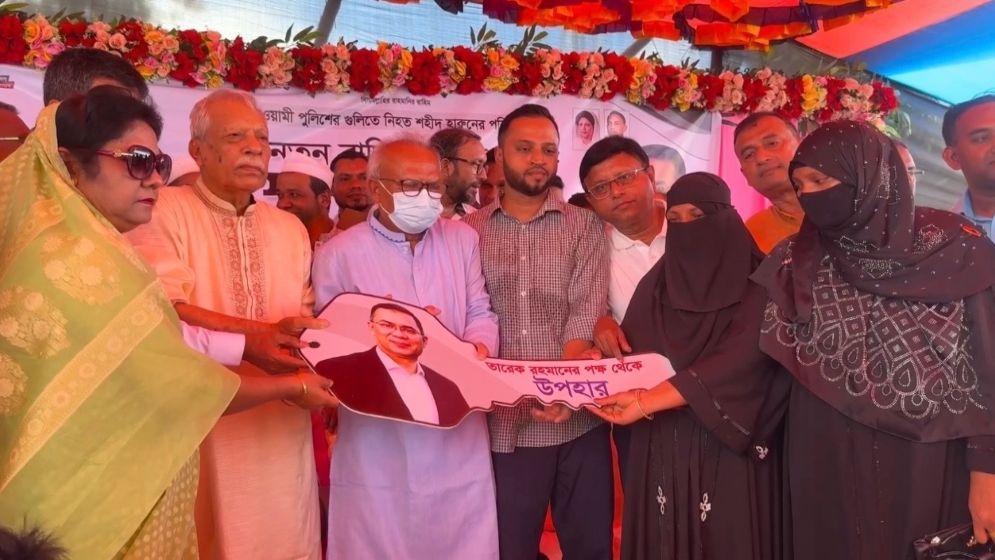 হাসিনার আমলে বিরোধীদের বেঁচে থাকার অধিকার ছিল না: রিজভী