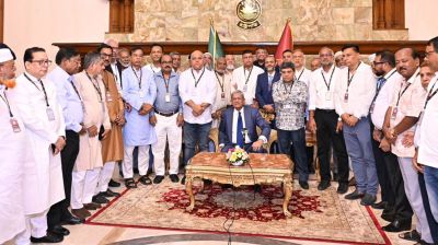 গণতন্ত্রকে শক্তিশালী করতে স্থানীয় সরকারকে শক্তিশালী করতে হবে