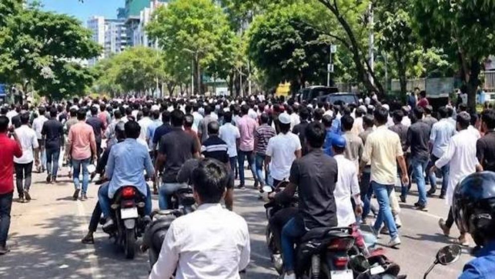 অর্থায়ন করেছে বিপু নাসির