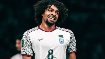 দেড় বছরে হামজা চৌধুরীর প্রায় ৫ হাজার জার্সি বিক্রি