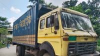 টঙ্গীতে কাভার্ড ভ্যানের ধাক্কায় স্কুলছাত্রের মৃত্যু