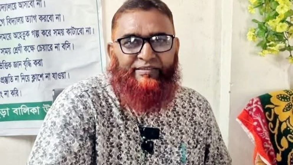 ২৩ লাখের ভবন ৯০ হাজারে বিক্রি করা সেই প্রধান শিক্ষক বরখাস্ত