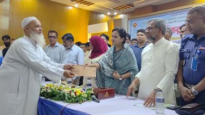 সারের কৃত্রিম সংকটের নেপথ্যে কী, জানালেন প্রতিমন্ত্রী