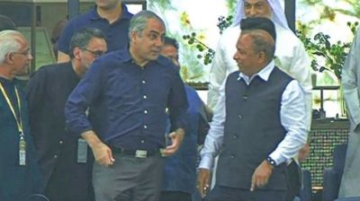 মাঠে বৈরিতা দেখাল দল, গ্যালারিতে ঠিকই খোশগল্পে মাতলেন ভারত-পাকিস্তানের কর্তারা