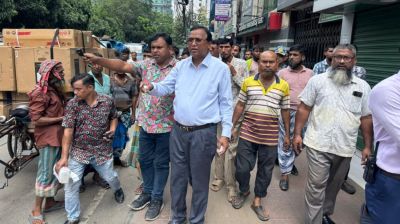 ফুটপাত দখল করে দোকান বসালেই উচ্ছেদ: ডিএসসিসি প্রশাসক