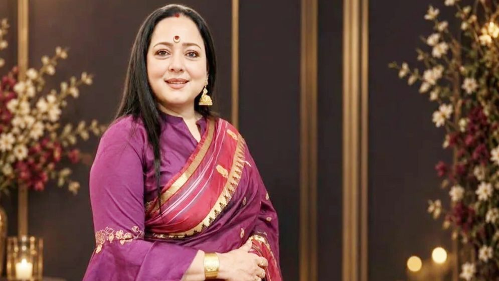 আত্মসম্মানের কোন পাঠ পড়ালেন অপরাজিতা