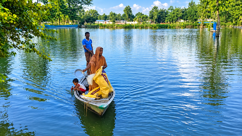 মাছ চাষেই বদলে গেছে ৭০০ পরিবারের ভাগ্য