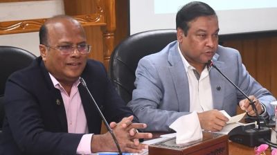 সাংবাদিকদের দায়বদ্ধতা কেবল জনগণের প্রতি: কাদের গনি চৌধুরী