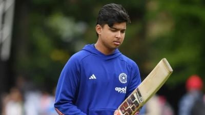 ১৫ বছরেই কোটি কোটি রুপি আয়, বৈভবের সামনে নতুন চ্যালেঞ্জ