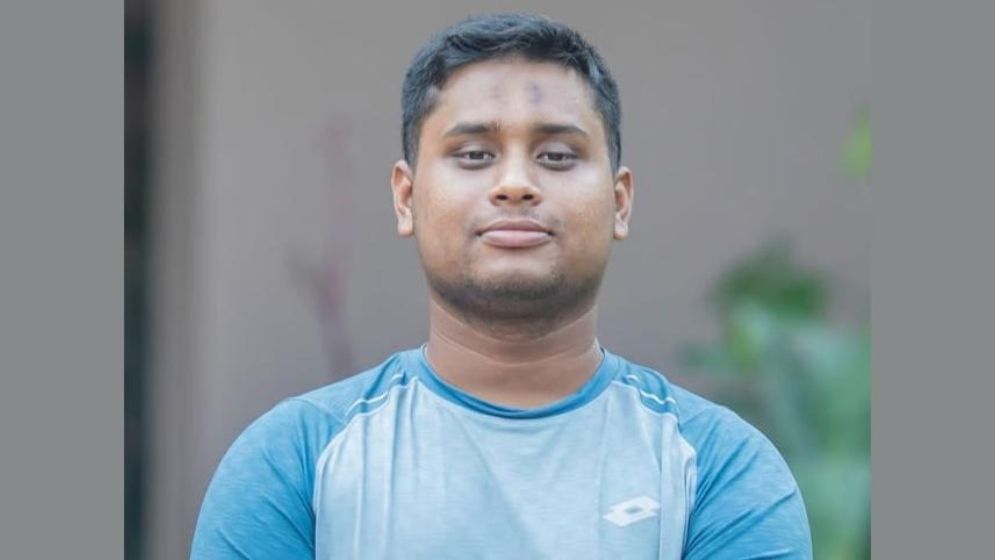 ঘুস খাওয়ার প্রতিযোগিতা চলছে: হাসনাত আবদুল্লাহ
