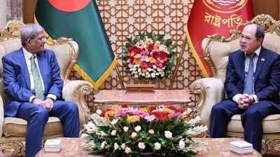 বাংলাদেশিদের জন্য ভিয়েতনামের ভিসা সহজ করার আহ্বান রাষ্ট্রপতির