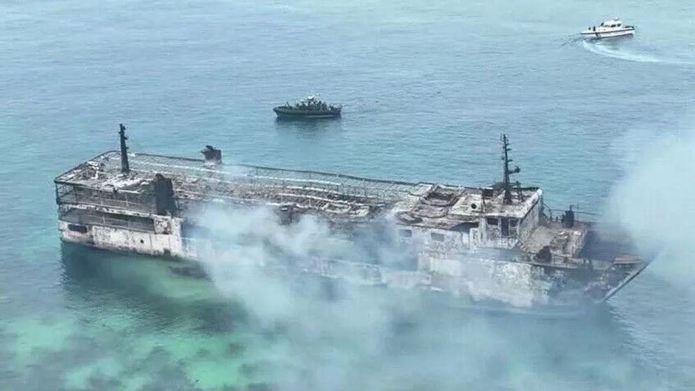 ফিলিপাইনে যাত্রীবাহী জাহাজে আগুন, প্রাণহানি বেড়ে ৭৭