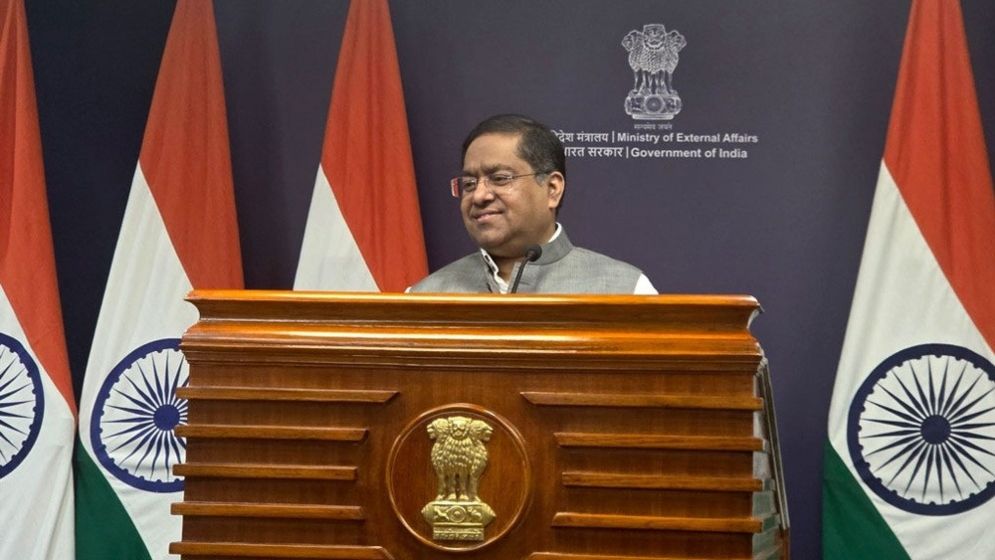 শেখ হাসিনা আমলের ১০১ চুক্তি পর্যালোচনা করবে ঢাকা, যা বলল ভারত