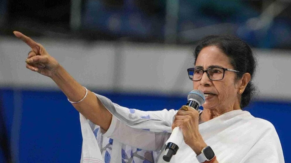 বদলে গেল মমতা বন্দ্যোপাধ্যায়ের দলের নাম