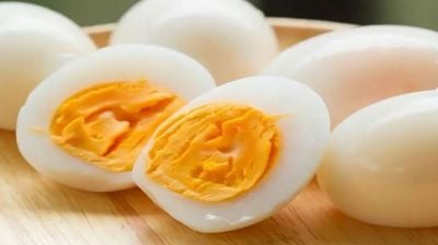 ওজন কমাতে ও পেশি বাড়াতে ডিমের গুরুত্ব জানুন