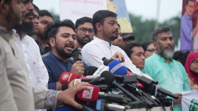 তারেক রহমানের হাতে গণতন্ত্র সুরক্ষিত নয়: নাহিদ ইসলাম