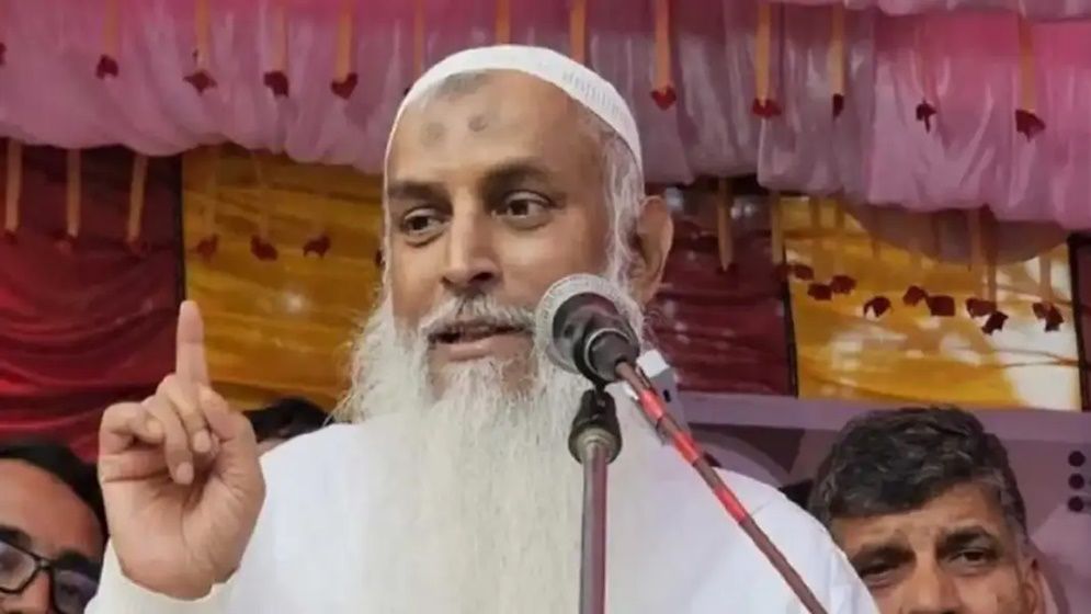 মক্কা-মদিনায় হামলার চেষ্টা হলে ঐক্যবদ্ধ প্রতিরোধ: ধর্মমন্ত্রী