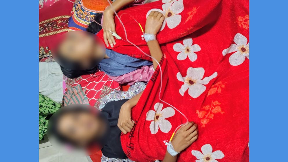 শেরপুরে কোমল পানীয় খেয়ে দুই শিক্ষার্থীসহ অসুস্থ ৩