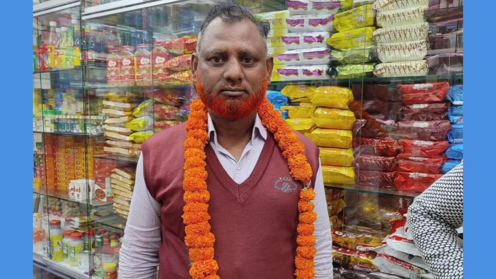 ওসির কক্ষে ঢোকা নিয়ে বিএনপি নেতার বাগ্বিতণ্ডা, ফটক ও ট্রাফিক বক্স ভাঙচুর