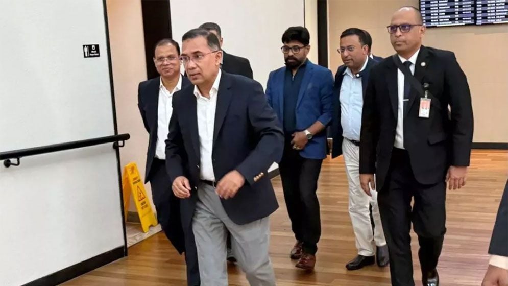 ইস্তাম্বুলে যাত্রাবিরতি শেষে নিউইয়র্কের পথে প্রধানমন্ত্রী