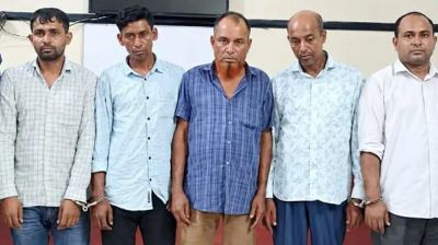 ট্রেনে ওঠার সময় কৃত্রিম ব্লকেড সৃষ্টি করে চুরি, মূল হোতাসহ গ্রেফতার ৫