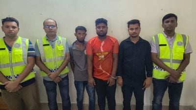 ৬ষ্ঠ শ্রেণির ছাত্রীকে দলবদ্ধ ধর্ষণের অভিযোগে গ্রেফতার ৩