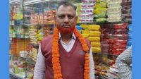 ওসির কক্ষে ঢোকা নিয়ে বিএনপি নেতার বাগ্‌বিতণ্ডা, ফটক ও ট্রাফিক বক্স ভাঙচুর