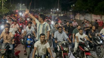 আ.লীগের ‘নৈরাজ্যের’ প্রতিবাদে ছাত্রদলের মোটরসাইকেল মিছিল